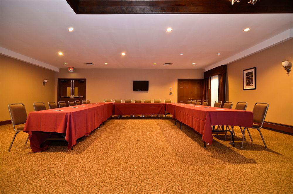 Western The Inn&suites At The Falls 3*