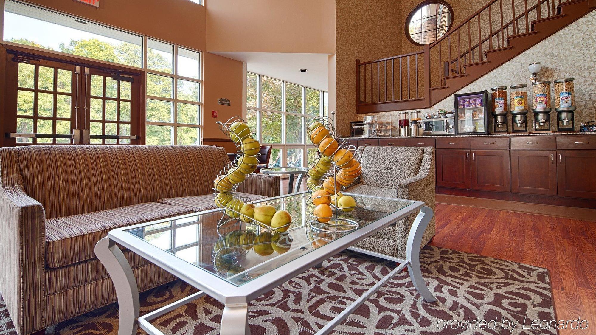 Western The Inn&suites At The Falls 3*