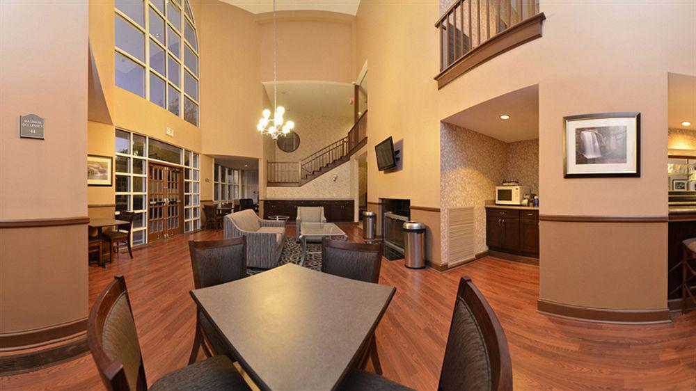 Western The Inn&suites At The Falls Poughkeepsie