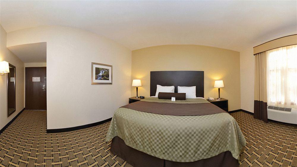 Hotel Western The Inn&suites At The Falls 3*